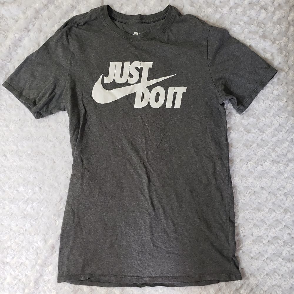 Nike "Just Do It" size medium athletic cut grey tee